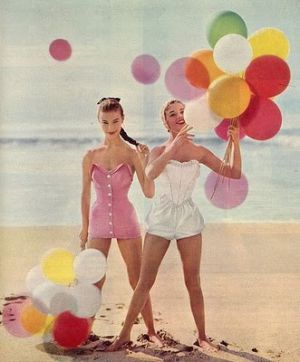 retro swimwear - www.myLusciousLife.com - vintage balloons on beach.jpg